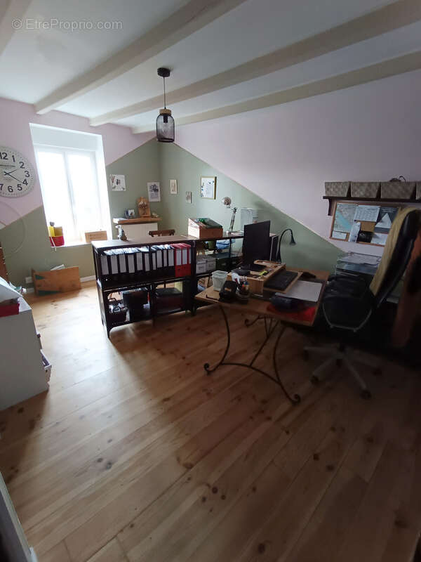 Maison à CHENAC-SAINT-SEURIN-D&#039;UZET