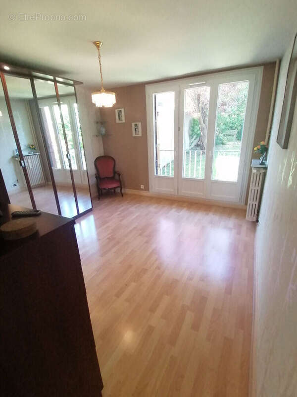Appartement à NOISY-LE-SEC