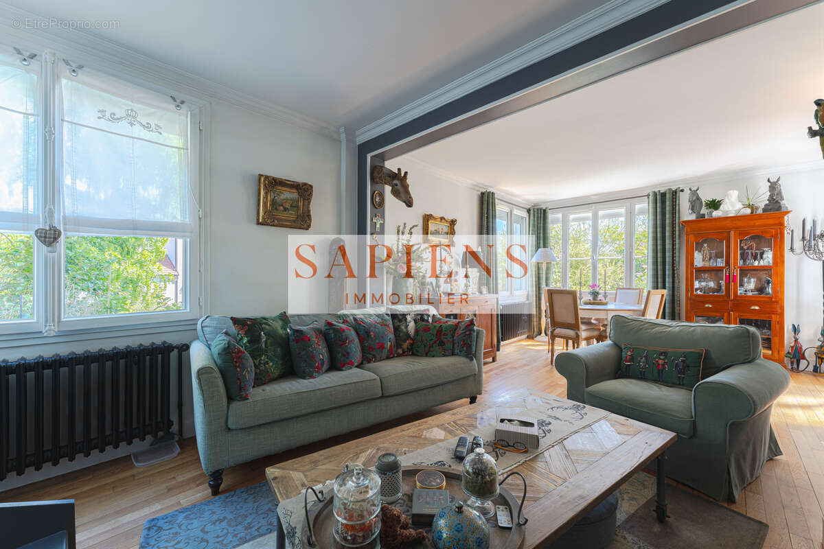 Maison 112 m² à Bailly-Romainvilliers  - photo 2