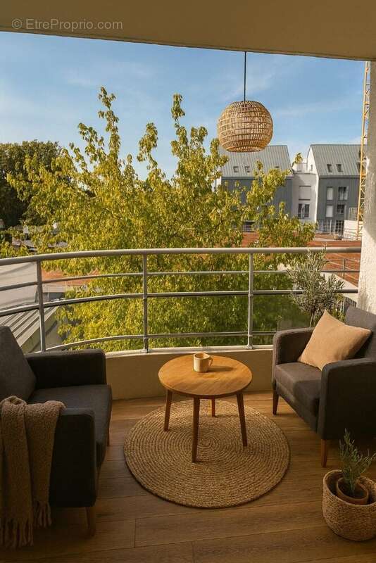 Maison à MONTLOUIS-SUR-LOIRE