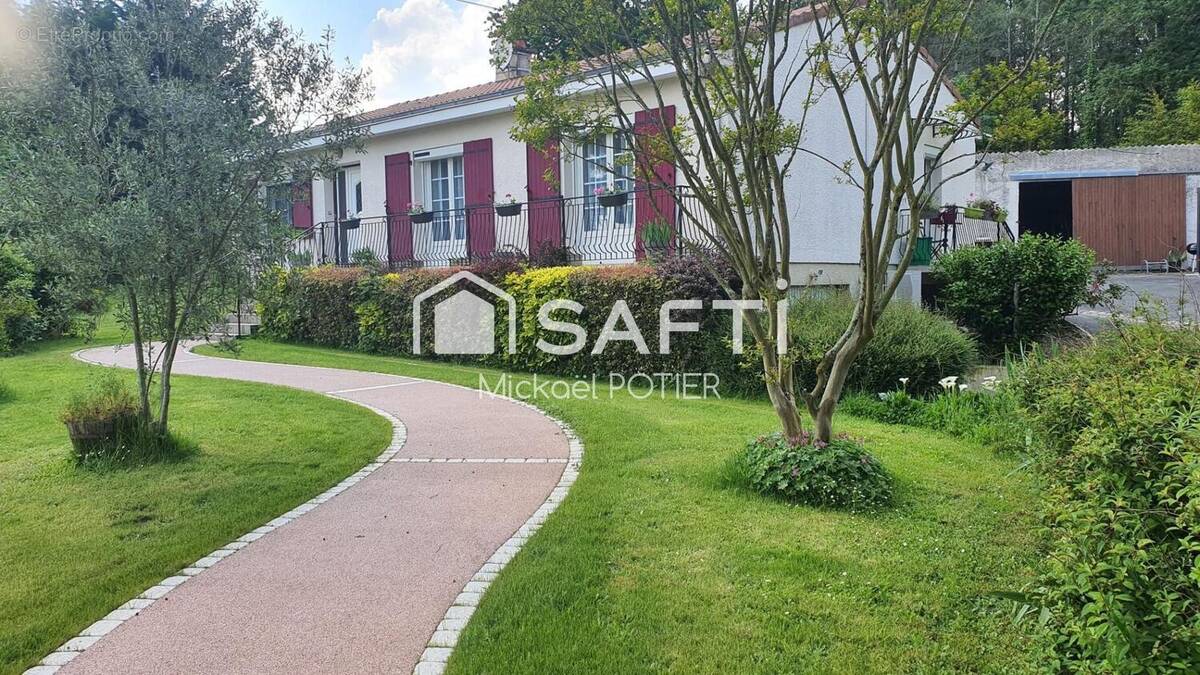 Photo 1 - Maison à SAINT-VINCENT-SUR-GRAON