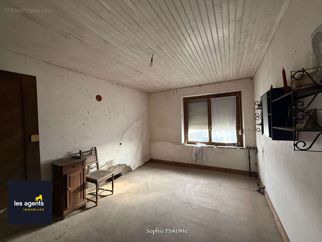 Maison à URUFFE