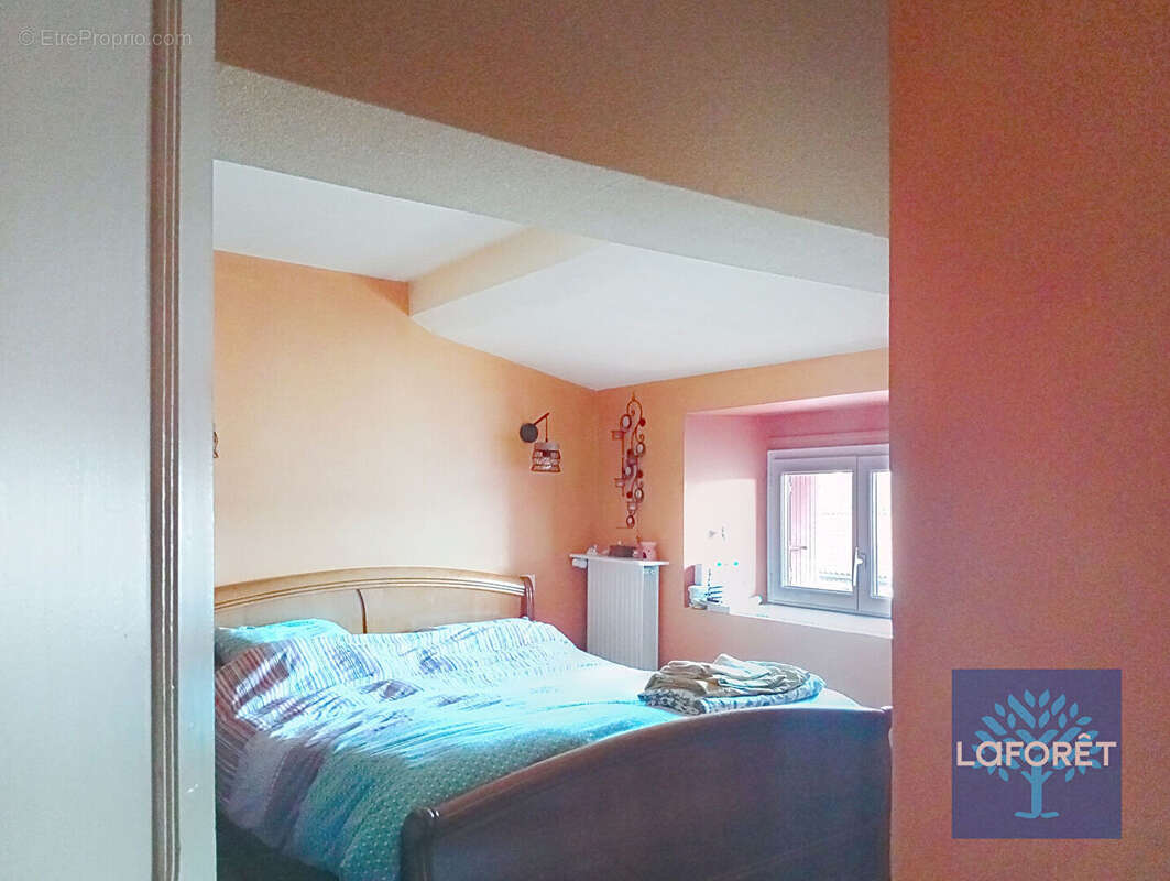 Commerce à LES ESSARTS