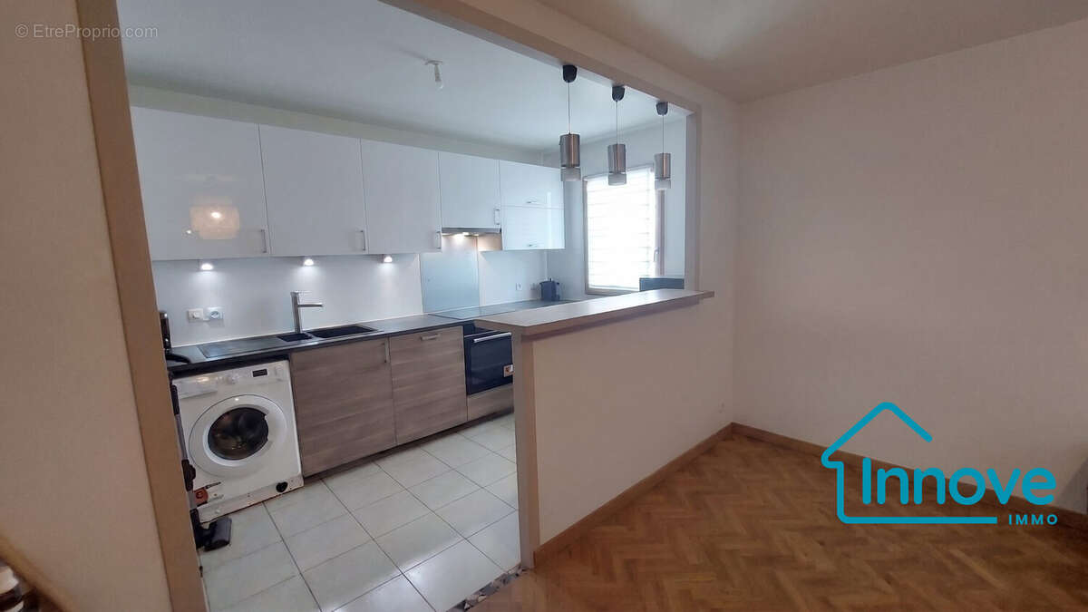 Appartement 51 m² à Saint-Cyr-L'ecole  - photo 4