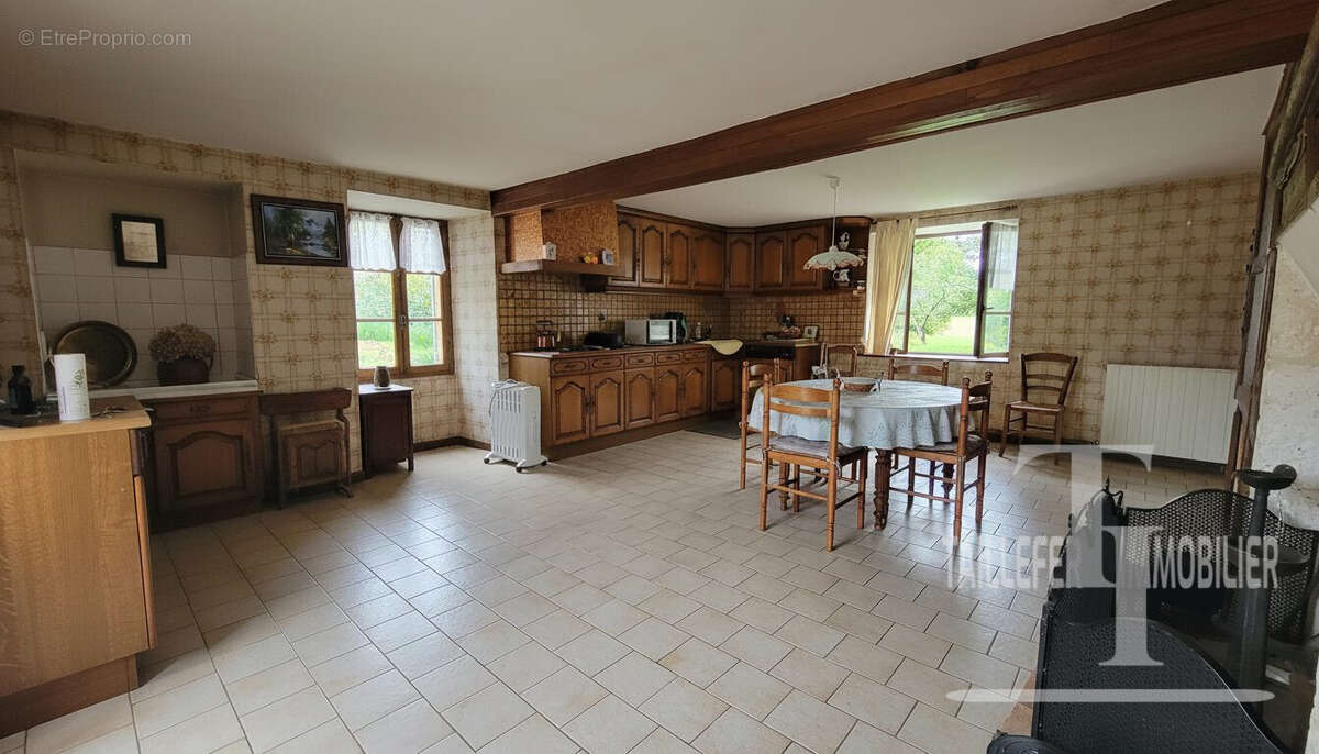 Maison à MAINZAC