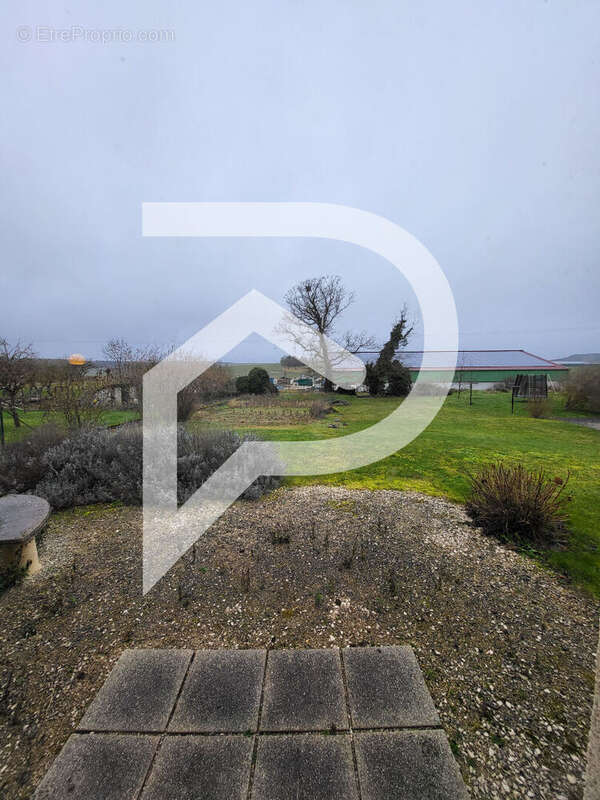 Maison à MARBEVILLE