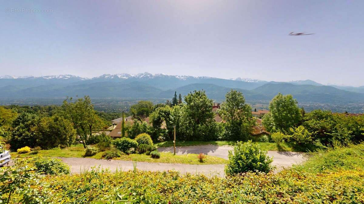 Maison à CORENC