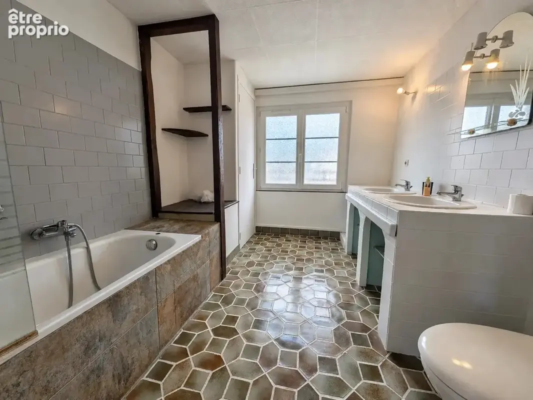 Maison d'habitation de 170 m2 - 4 Chambres - photo 2