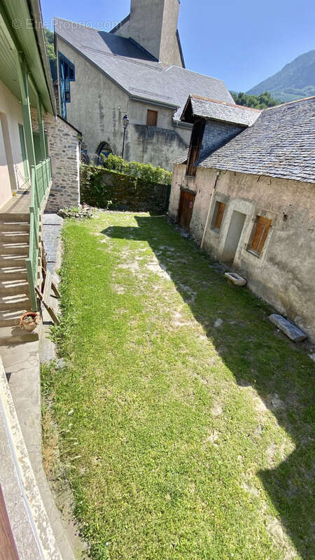 Maison à LUZ-SAINT-SAUVEUR