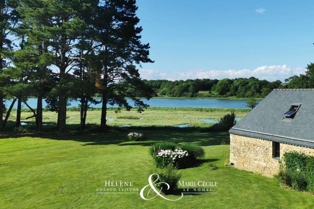 Golfe du morbihan — domaine historique d’exception avec vue et accès direct à l’eau - photo 29