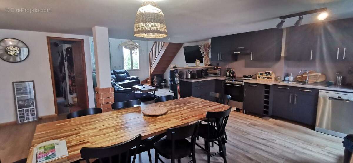 Appartement à LA BASTIDE-CLAIRENCE