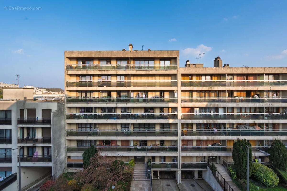 Appartement à BONDY