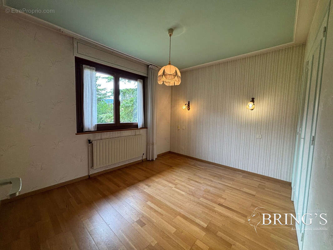 Maison à SAINT-PIERRE-EN-FAUCIGNY