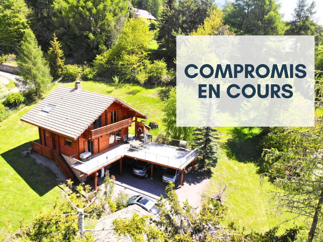 Maison à SAINT-MICHEL-DE-CHAILLOL