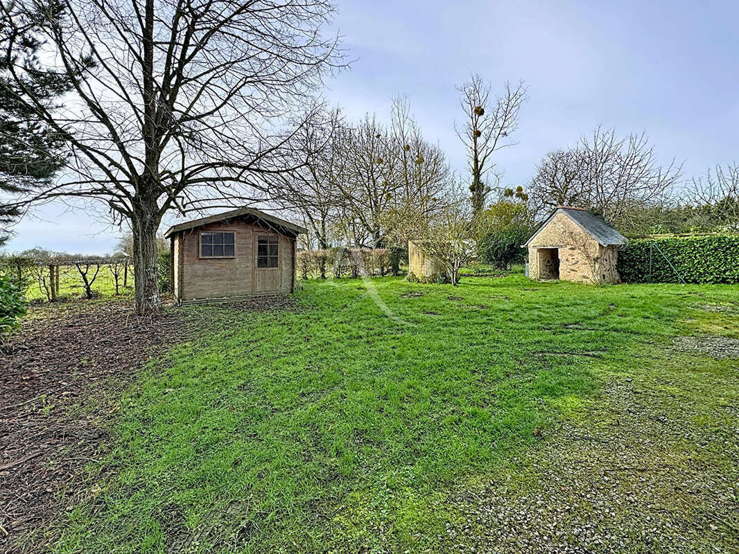 Maison à THOUARCE