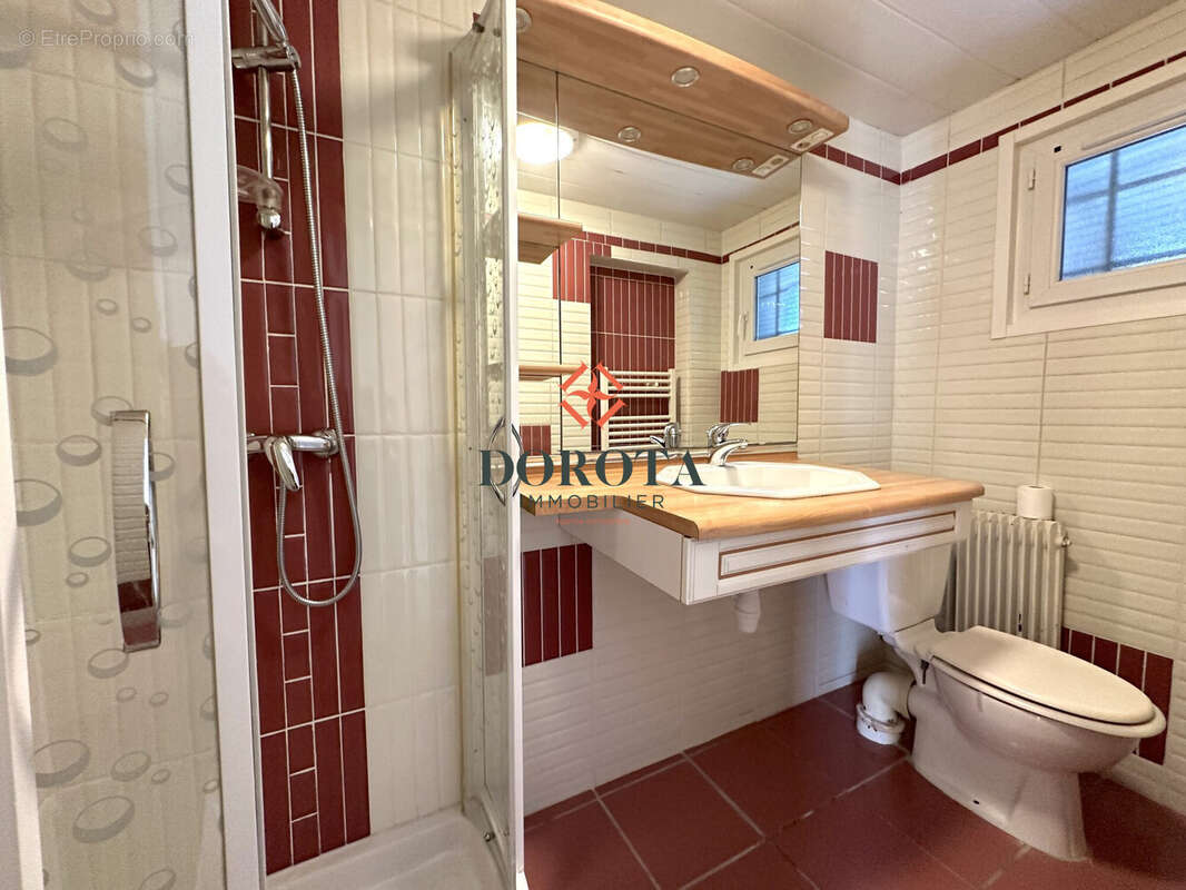 Maison à VILLARD-BONNOT