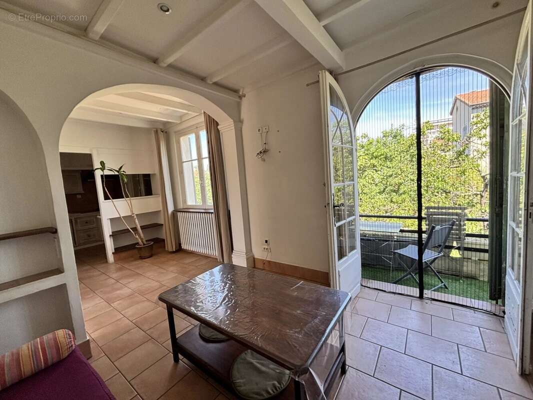 Appartement à LE CANNET
