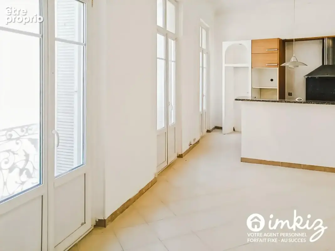 T4 de 80 m² repeint, gros potentiel - photo 7