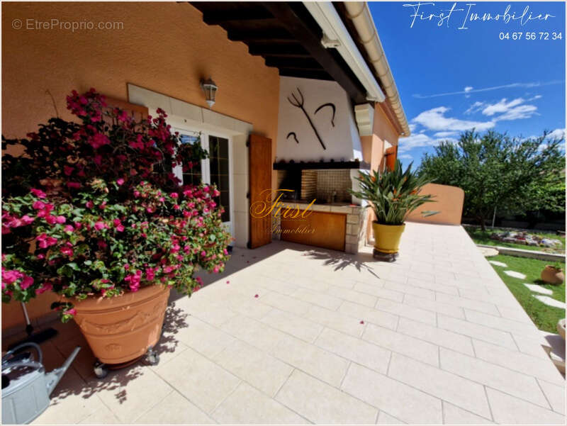 Entre Montpellier et Nimes , sur la commune de GALARGUES Villa F5 ( 4 chambres) sur 1250 m2 + piscine - photo 13