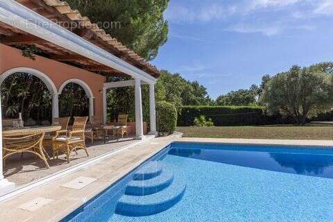 Maison à AURIBEAU-SUR-SIAGNE