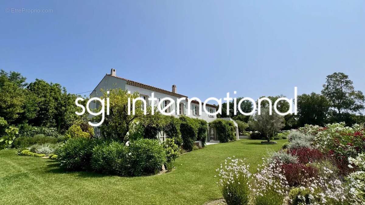 Maison à RAMATUELLE