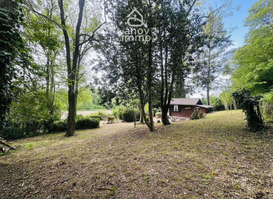 Terrain à SAINT-SIMEUX