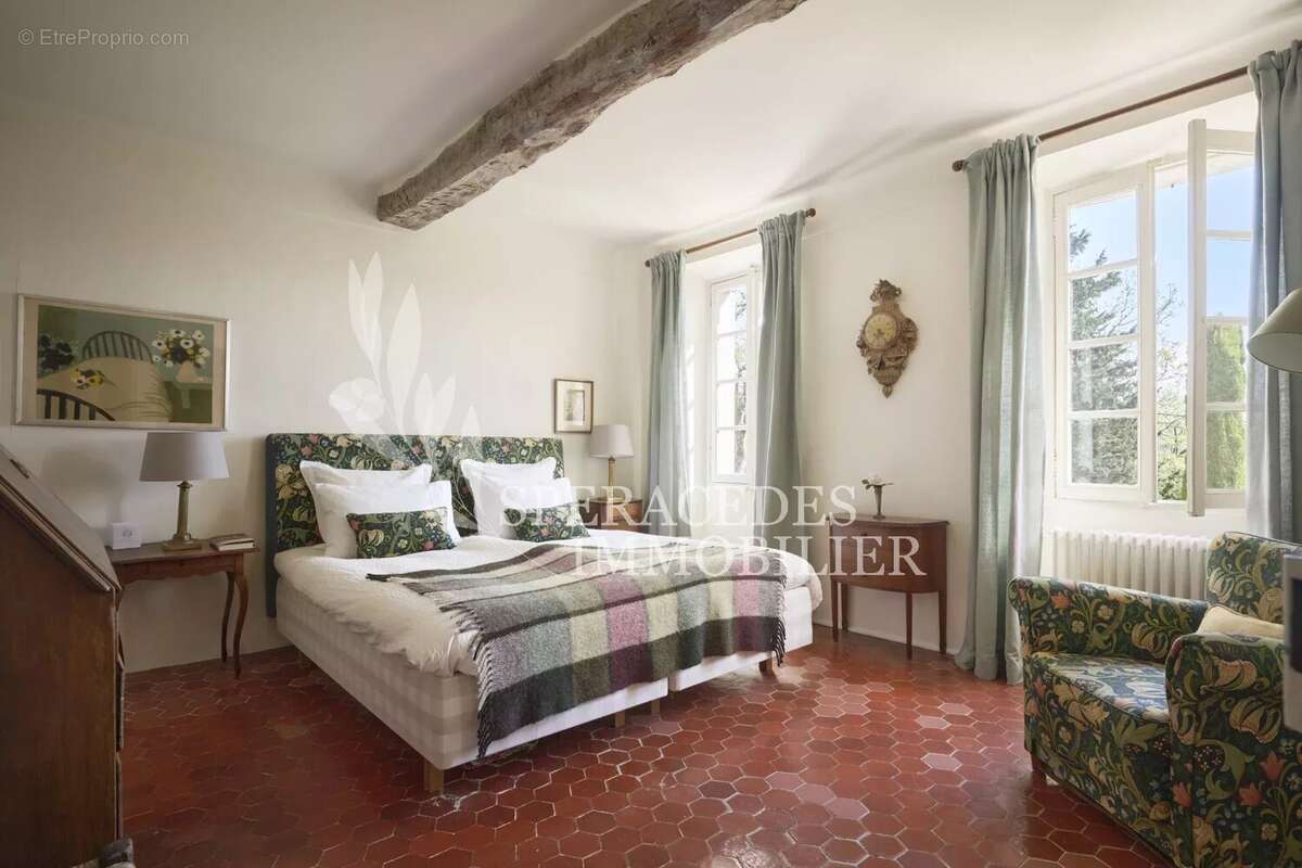 Maison à PEYMEINADE