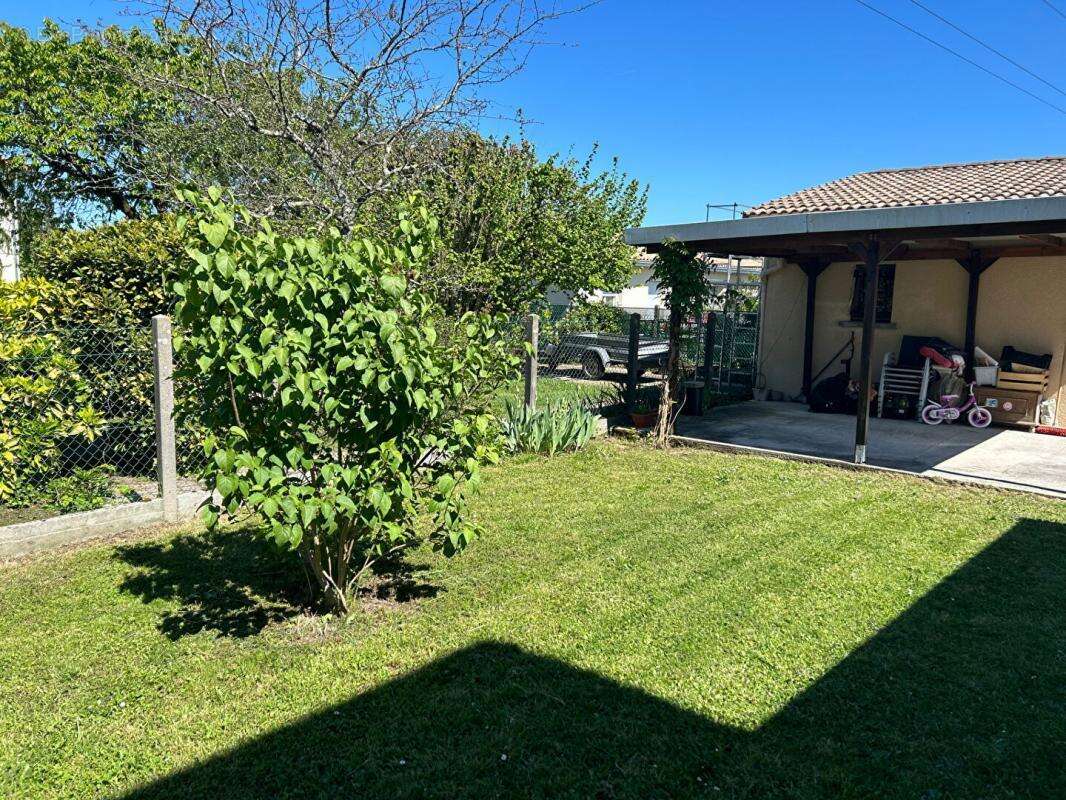 Maison à CARBON-BLANC