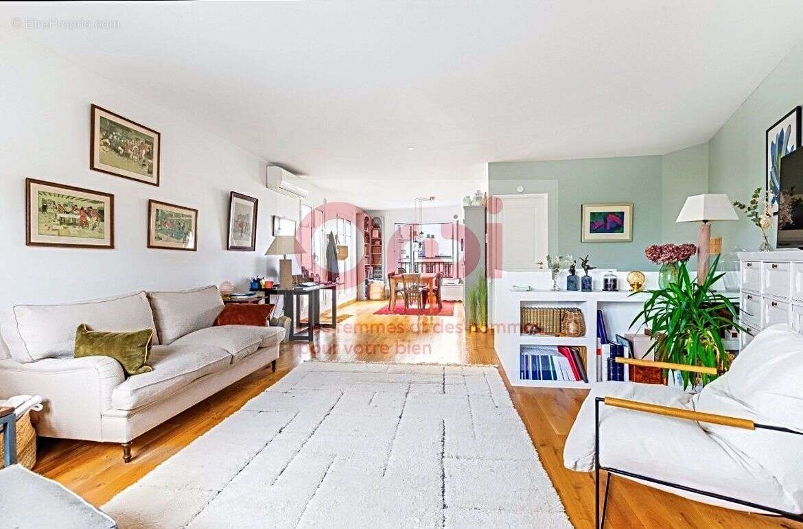 Appartement à ISSY-LES-MOULINEAUX