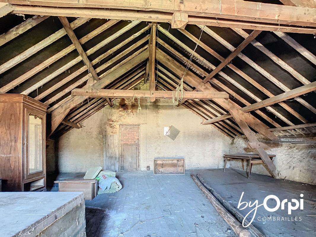 Maison à SAINT-ELOY-LES-MINES