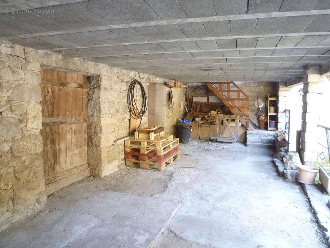 Appartement à GUILLAUMES