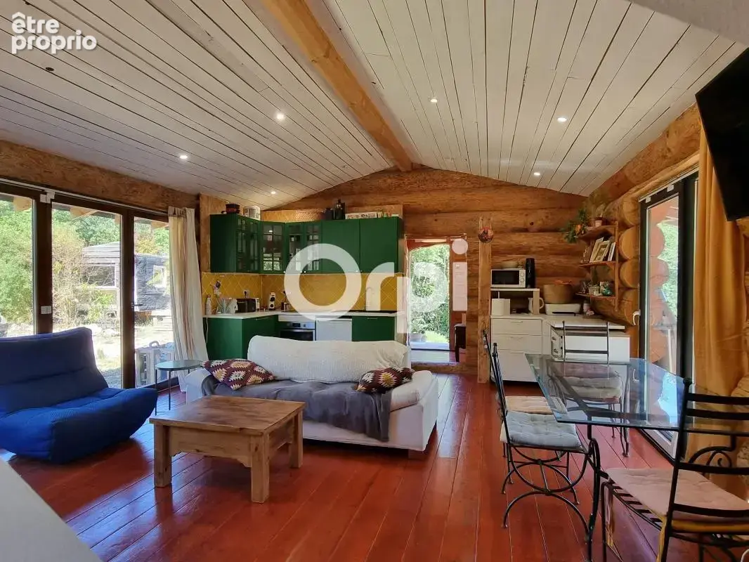 Propriété Unique en Cévennes : Chalet en Fustes, Dépendance & 2,7 Hectares de Nature - photo 8