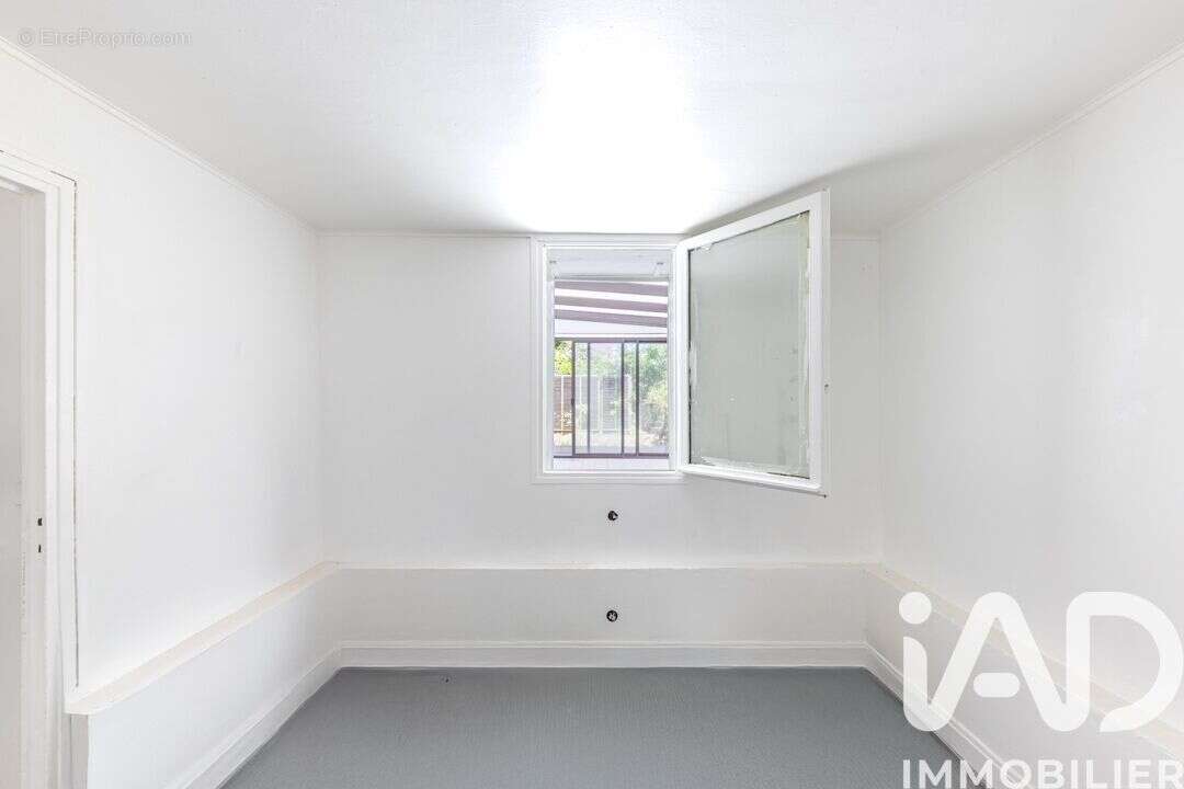 Photo 9 - Appartement à RUEIL-MALMAISON