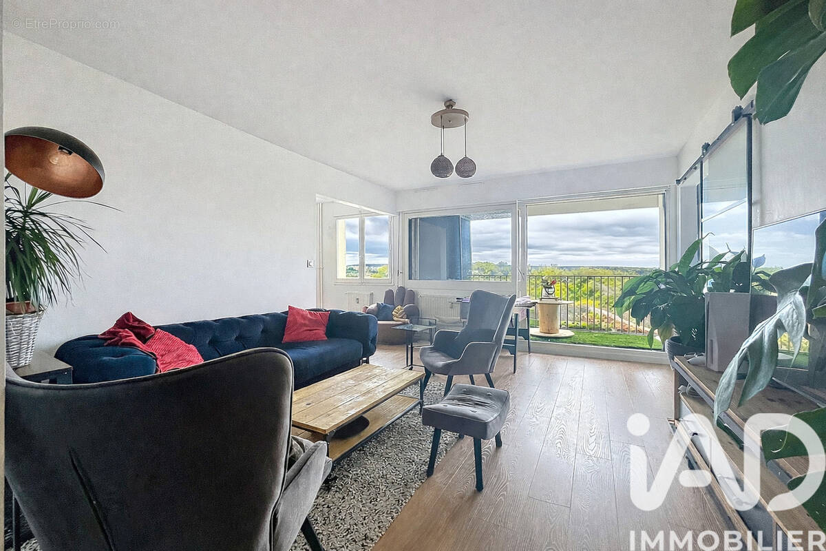 Photo 1 - Appartement à LES MUREAUX