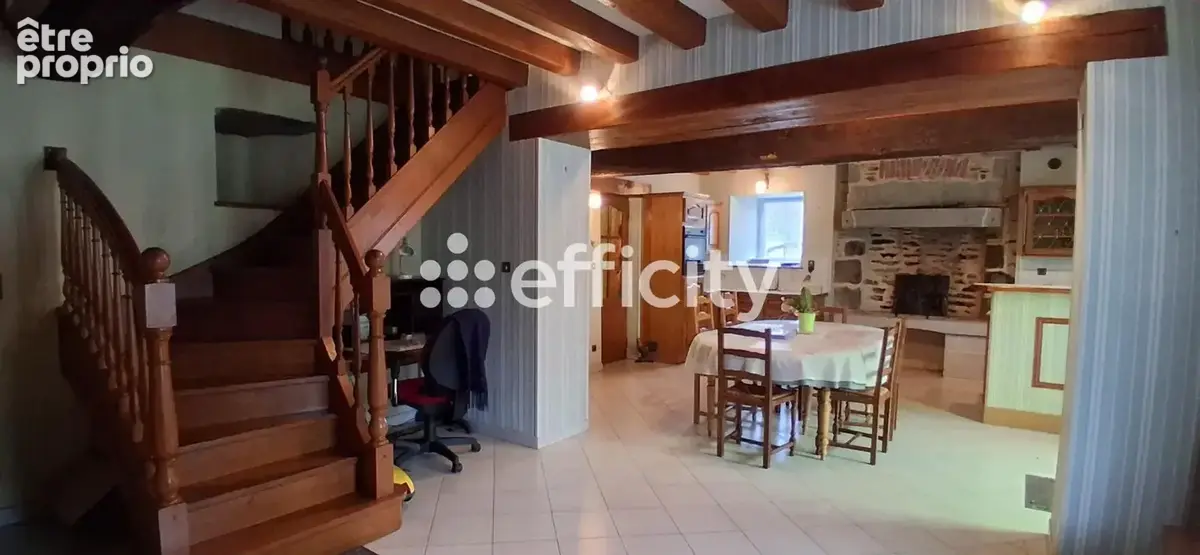 Maison 5 pièces 145 m² à vendre à Champfremont (53370) - photo 4