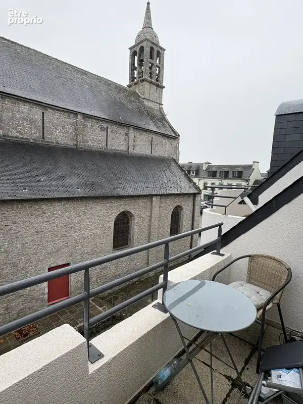À vendre : Superbe T2 Duplex au cœur de Fouesnant Idéalement situé en plein centre de Fouesnant, ce charmant a - photo 4