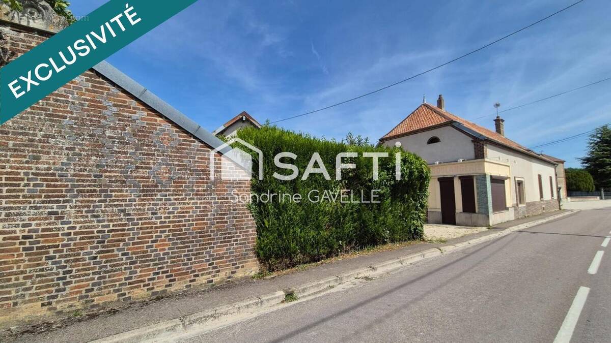 Photo 1 - Maison à SAINT-MESMIN