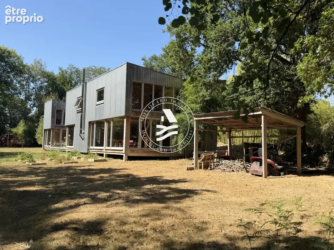 Architecture primée, nature préservée et potentiel constructible - photo 1
