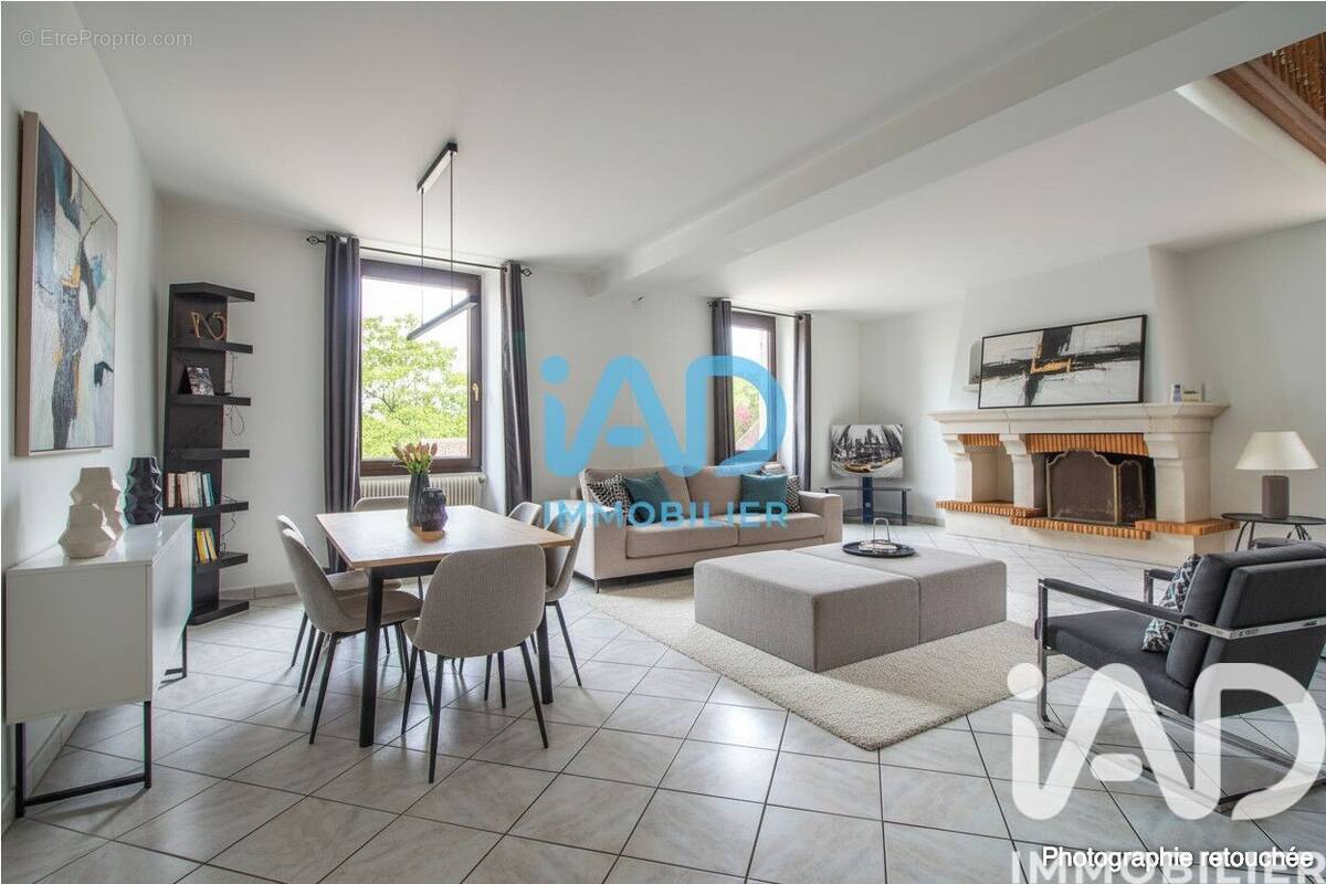 Photo 1 - Appartement à VILLENEUVE-LE-ROI