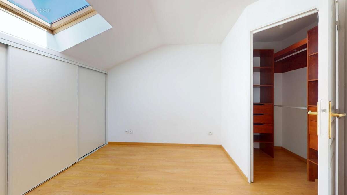 Superbe duplex T5 de 116 m² au cœur de Neyron - photo 11