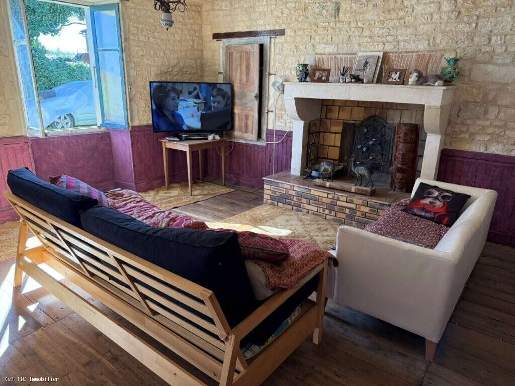 Maison de Campagne Avec 2 Chambres et Jardin Clos De Murs - photo 5