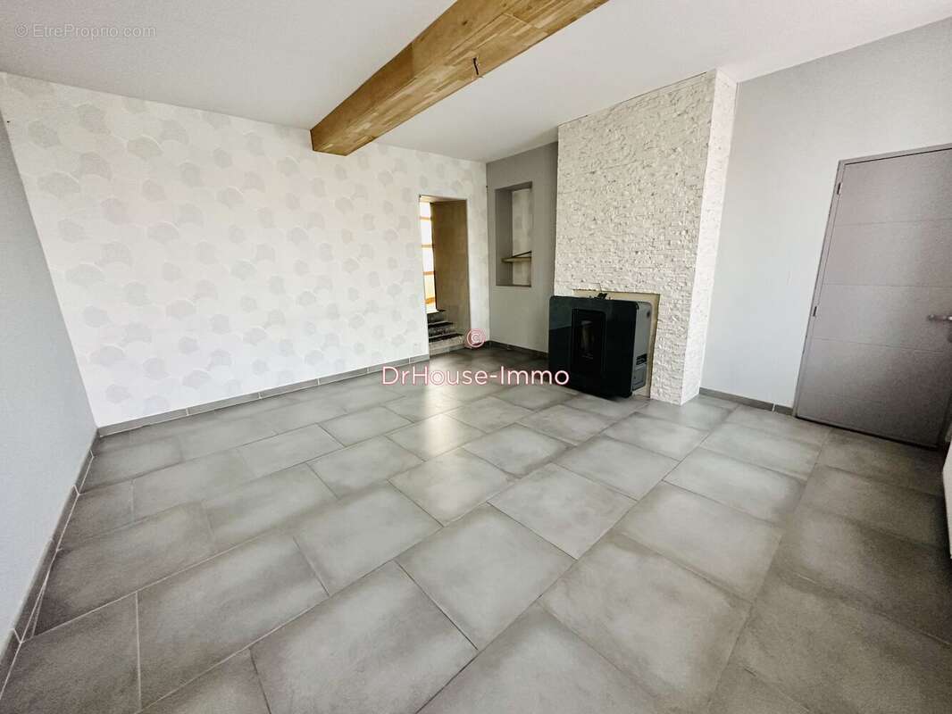 Maison à ENGLEFONTAINE