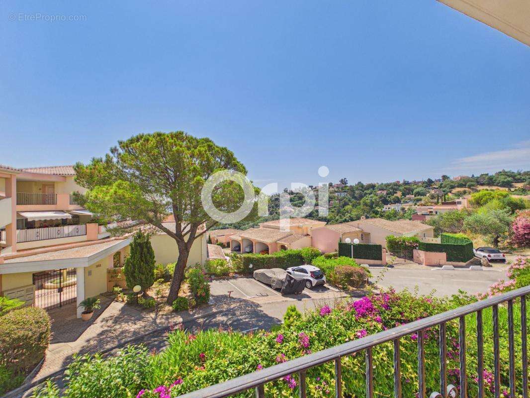 Appartement à MANDELIEU-LA-NAPOULE