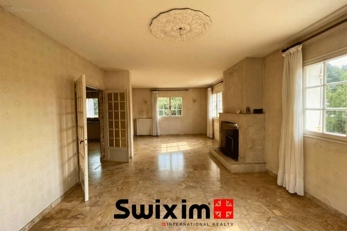 Saint-Aubin-de-Médoc – Maison familiale sur 1 250 m² bordant une zone naturelle - photo 3