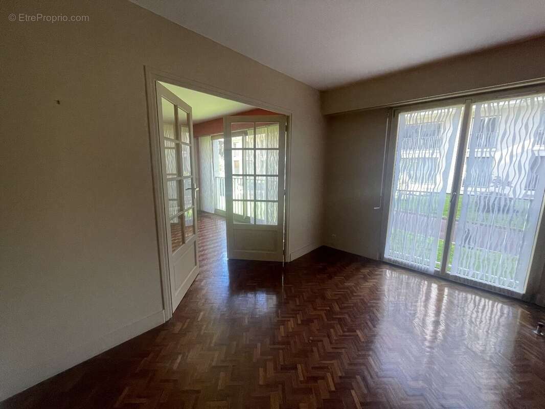 Appartement à VERSAILLES