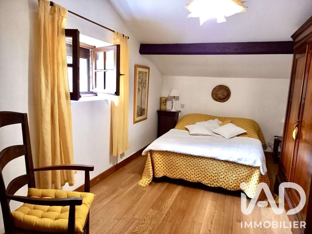 Maison 120 m² à Soturac  - photo 8