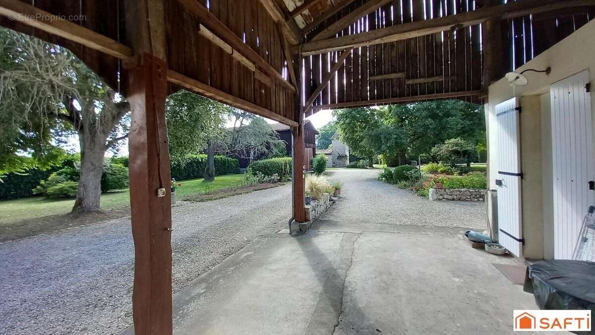 Photo 5 - Maison à BOURRAN