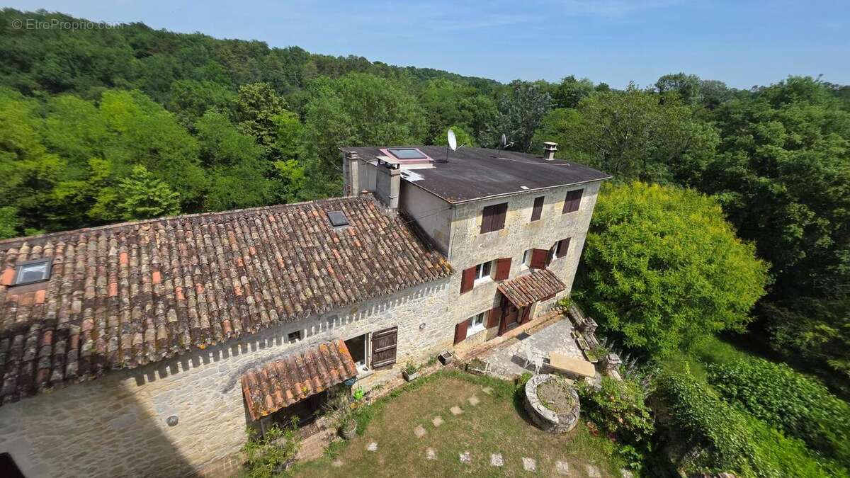 Maison 200 m² à Romagne  - photo 6