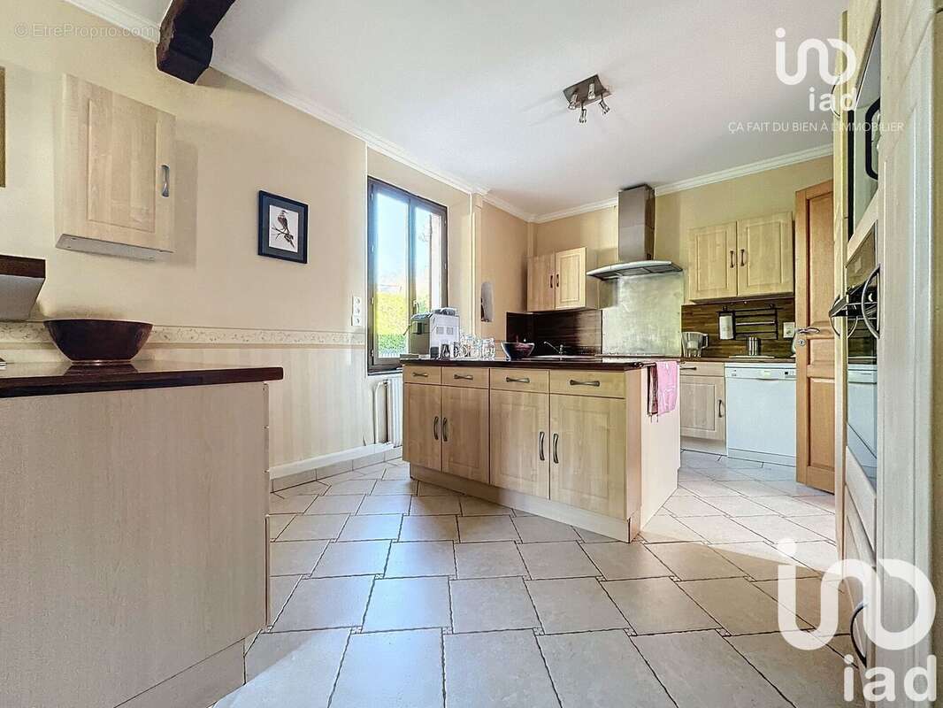 Photo 5 - Maison à POIGNY-LA-FORET