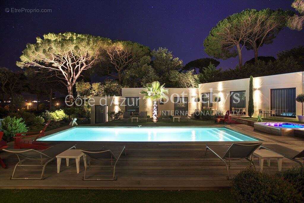 Co exclusivité villa contemporaine à vendre à Grimaud avec vue mer et piscine - photo 20